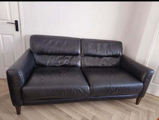 Buy & Sell West Midlands Sandwell - Photos for 3 Seater Leather Sofa And Box