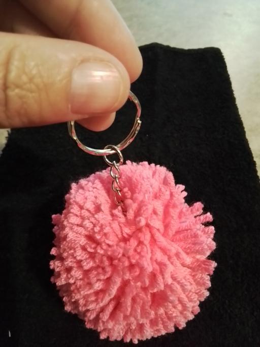 Buy & Sell South West London East Bedfont - South West London - Photos for pom pom keyring