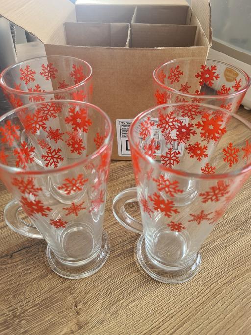 Buy & Sell Nottinghamshire Gedling - Photos for Christmas Latte Glasses x4