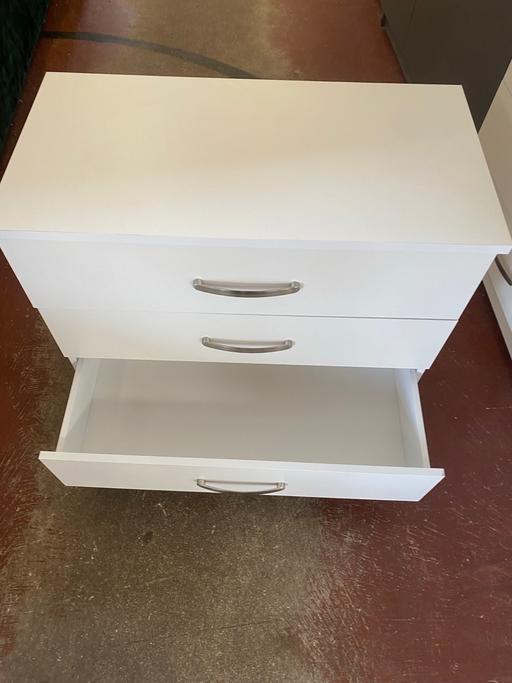 Buy & Sell West Midlands Coventry - Photos for Large 3 drawers chest -white