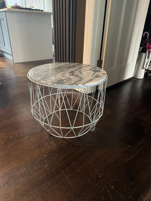 Buy & Sell North West London Harrow - Photos for Marble top side/coffee table