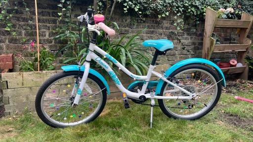 Buy & Sell North London Highbury - North London - Photos for Girls bike - 16.5-18.5 inches