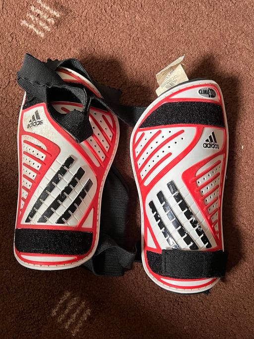 Buy & Sell East London Cann Hall - East London - Photos for Adidas climacool Training Shin Pads