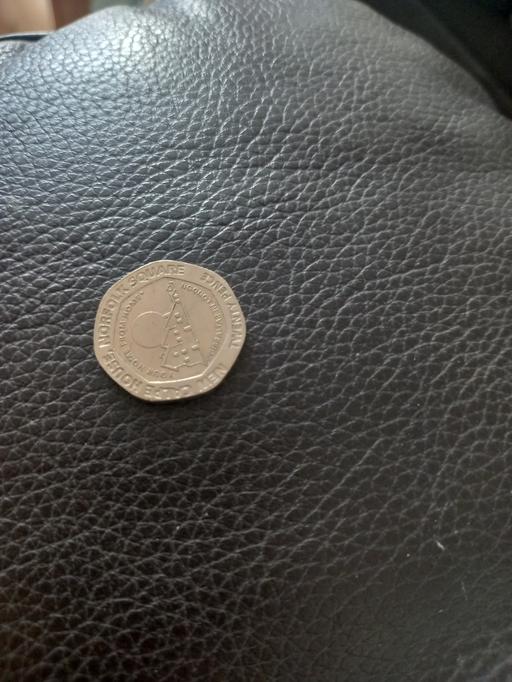 Buy & Sell Hertfordshire Welwyn Hatfield - Photos for 20p coin