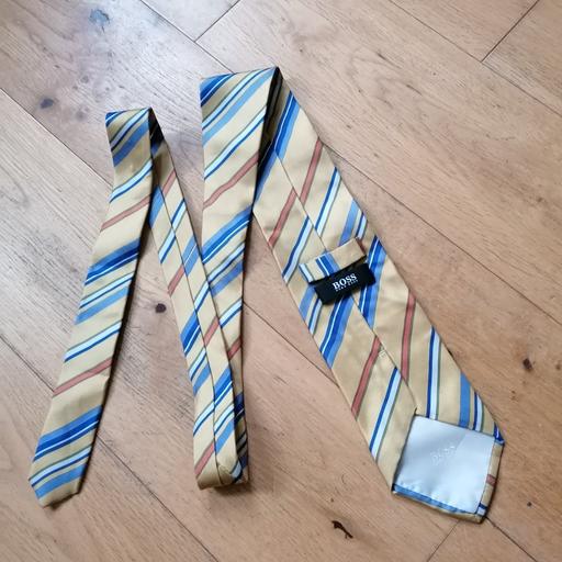 Buy & Sell Wiltshire Swindon - Photos for Hugo Boss Silk Tie