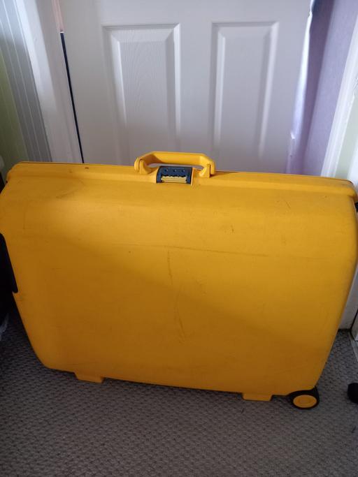 Buy & Sell Warrington Woolston Saint - Helens - Photos for Vintage Samsonite hard suitcase 