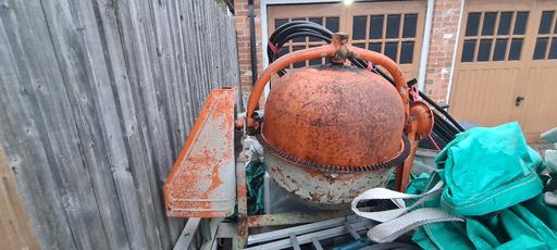 Buy & Sell East Sussex Wealden - Photos for Electric Concrete Mixer