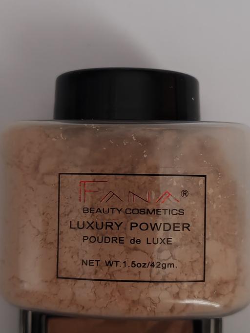 Buy & Sell Derbyshire Chesterfield - Photos for lux powder, foundation, concealer job lot