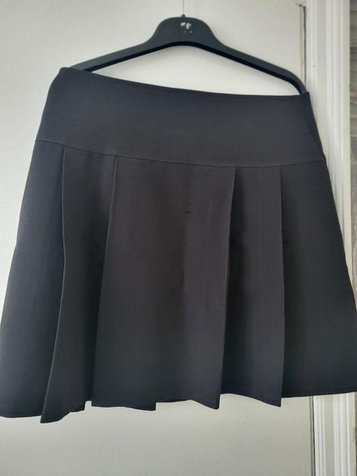 Buy & Sell Greater Manchester Oldham - Photos for Black Pleated Skirt