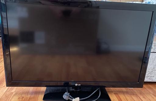 Buy & Sell East London Becontree - East London - Photos for LG 42” TV full HD LCD