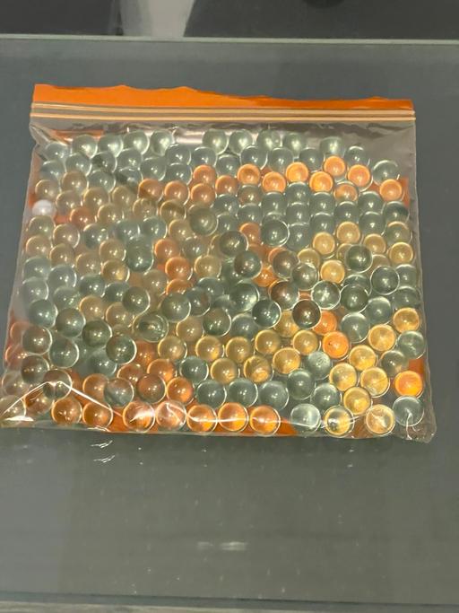 Buy & Sell West London Hounslow - Photos for 200 clear small decretive glass marbles