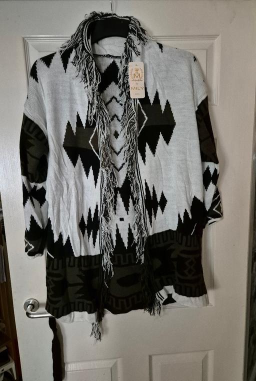 Buy & Sell South East London Walworth - South East London - Photos for Aztec print Frill Tassel Cardigan