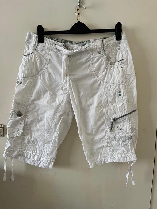 Buy & Sell South West London Streatham Common - South West London - Photos for Beautiful woman’s Newlook short size 14