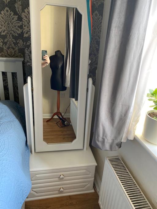 Buy & Sell Essex Thurrock - Essex - Photos for Tall mirror with drawers