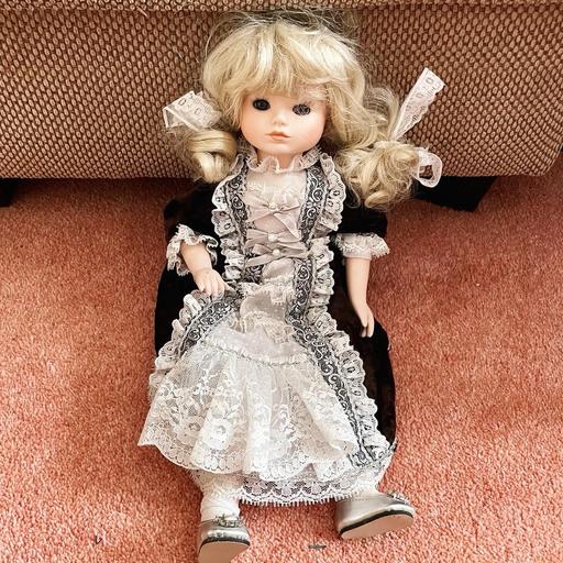 Buy & Sell Dorset Bournemouth, Christchurch and Poole - Photos for Christine et Cecile Fine Porcelain Doll