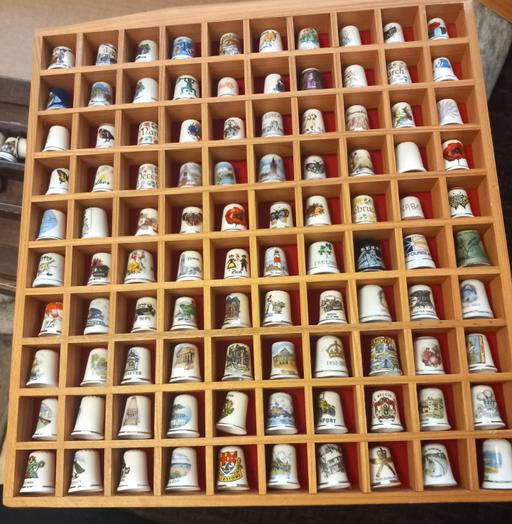 Buy & Sell Merseyside Saint Helens - Photos for Collection of 100 thimbles in display case