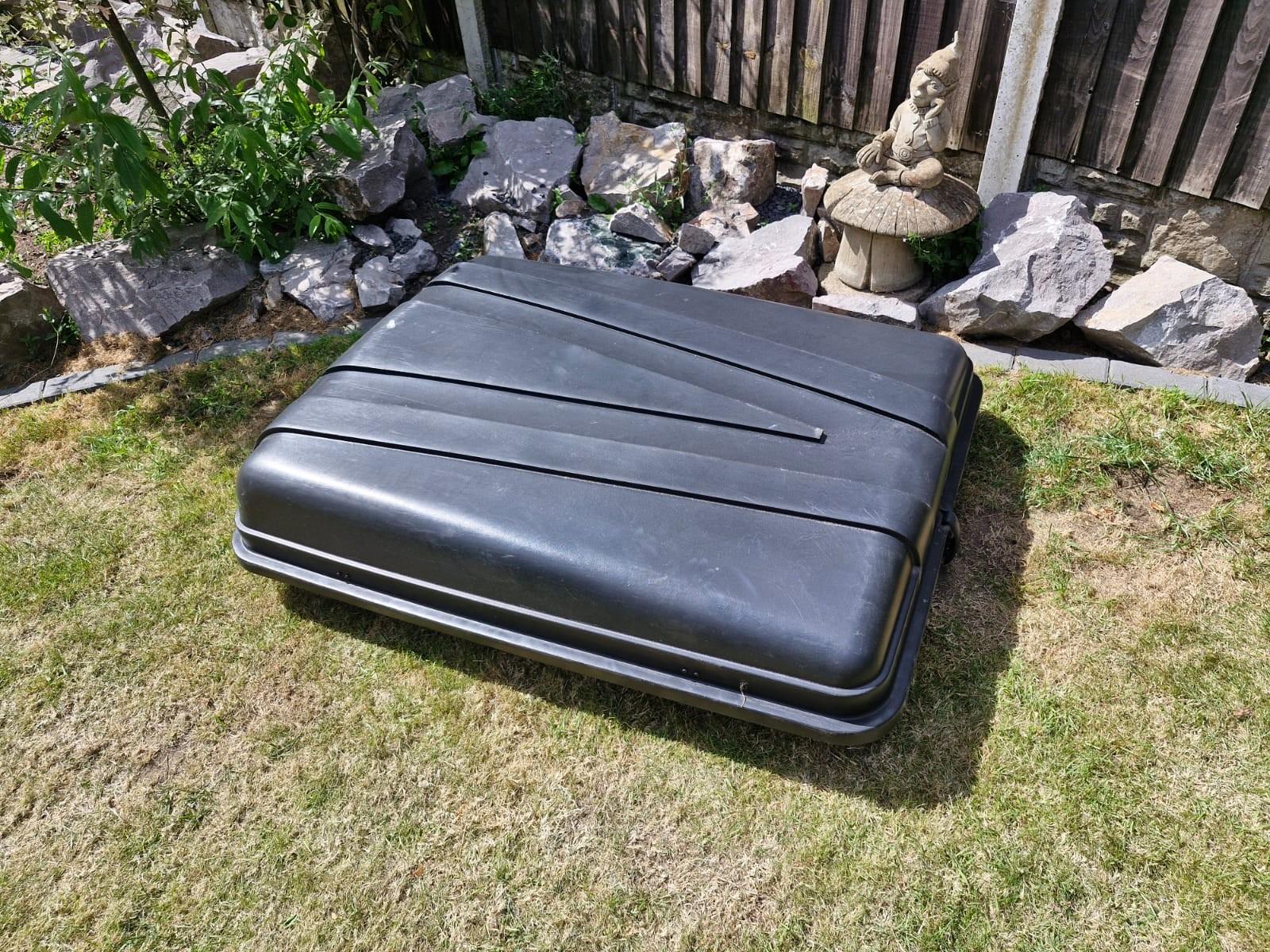 Used roof box for sale hotsell