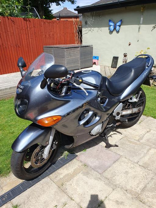 Vehicles Greater Manchester Bury - Photos for Suzuki GSX750 motorbike