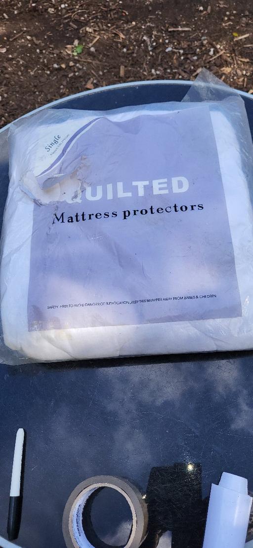 Buy & Sell Kent Dartford - Photos for Mattress protector