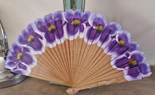 Buy & Sell Staffordshire Stafford - Photos for Bamboo Handpainted Pansies Handheld Fan