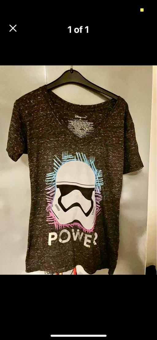 Buy & Sell Windsor and Maidenhead Old Windsor - Windsor and Maidenhead - Photos for Disney store Stormtrooper t-shirt size xs