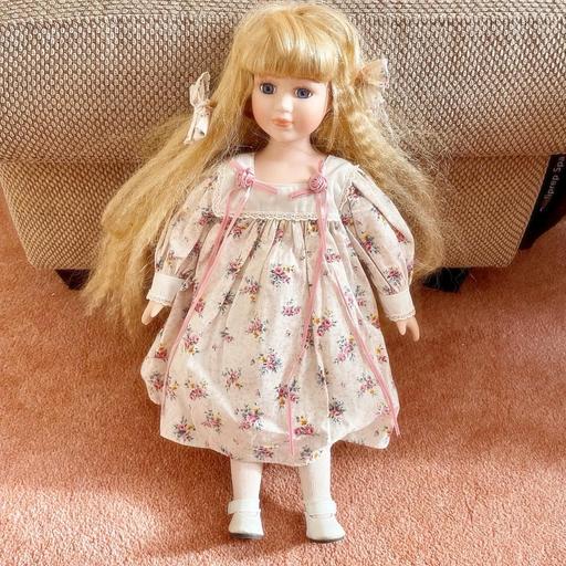 Buy & Sell Dorset Bournemouth, Christchurch and Poole - Photos for Fine Porcelain Vintage Fashion Girl Doll