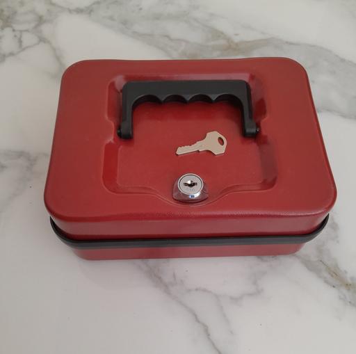 Buy & Sell West Midlands Birmingham - Photos for Helix Metal Cash Box With Removable Coin Tray