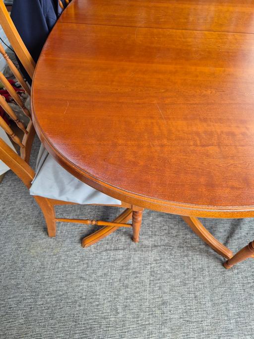 Buy & Sell Essex Thurrock - Essex - Photos for Dining table