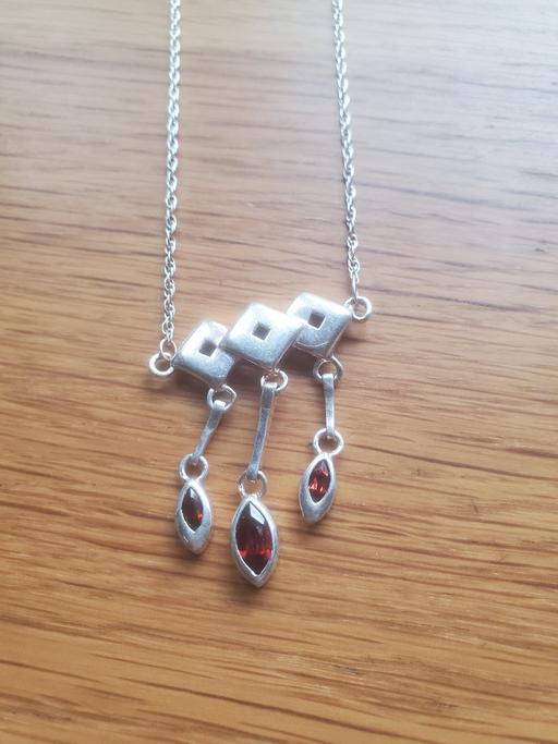 Buy & Sell Hampshire Southampton - Photos for 925 solid silver and garnet necklace