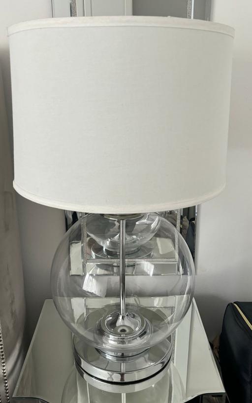 Buy & Sell East London East Ham - East London - Photos for Lamp (2)