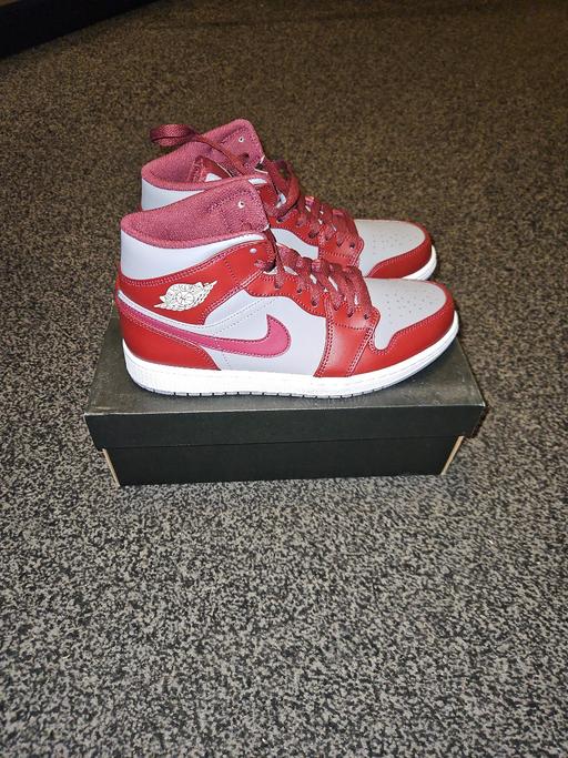 Buy & Sell North London Shacklewell - North London - Photos for Jordan Trainers