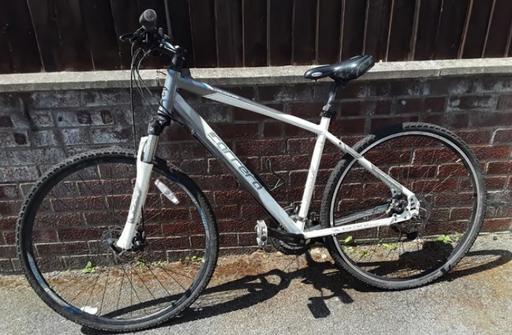 Buy & Sell Kent Swale - Photos for Carrera Crossfire 3 bike large Aluminium