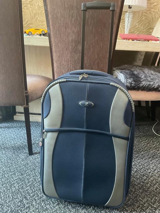 further learning Leicestershire Leicester - Photos for Used AZURE suitcase luggage Size 60x37x22cm