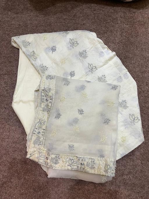 Buy & Sell Lancashire Hyndburn - Photos for Unstitched Asian suits