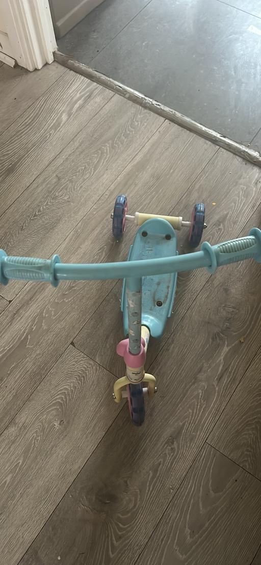 Buy & Sell West Midlands Birmingham - Photos for Peppa pig scooter