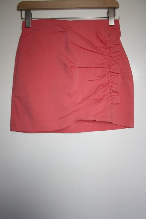 Buy & Sell North West London Chalk Farm - North West London - Photos for Zara coral skirt size M