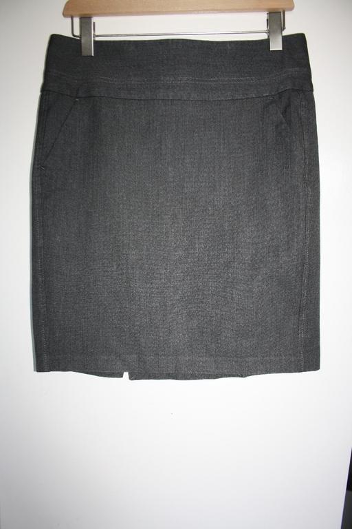 Buy & Sell North West London Chalk Farm - North West London - Photos for united colours of Benetton skirt size S