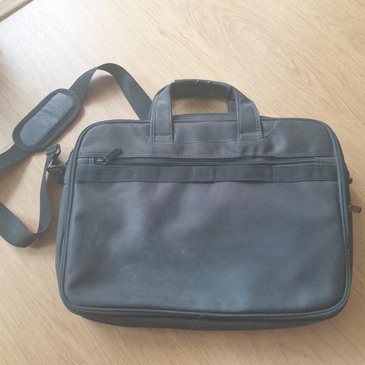 Buy & Sell North West London Queen`s Park - North West London - Photos for Laptop bag