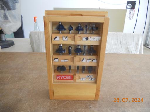 Buy & Sell Staffordshire Newcastle-under-Lyme - Photos for Ryobi woodcutting router bit set 6mm shaft