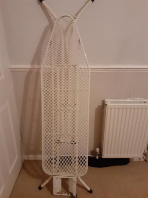 Buy & Sell Hertfordshire Dacorum - Photos for Ironing Board