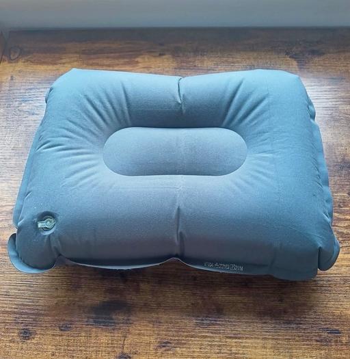 Buy & Sell North West London Abbey Road - North West London - Photos for 2 Inflatable pillows