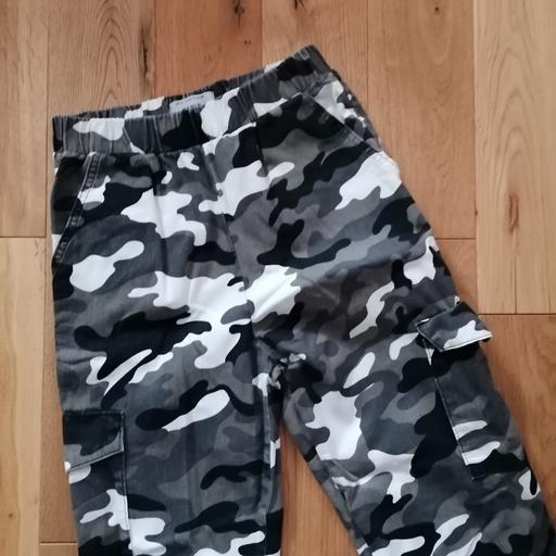 Buy & Sell Wiltshire Swindon - Photos for New Look Camo Jeans