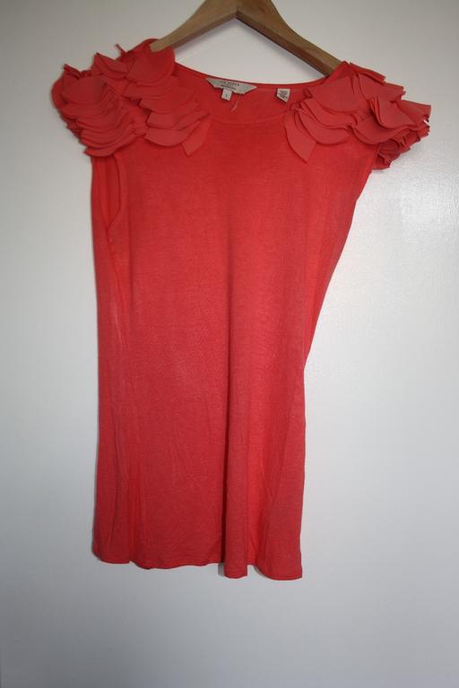 Buy & Sell North West London Chalk Farm - North West London - Photos for Ted Baker coral top size 8