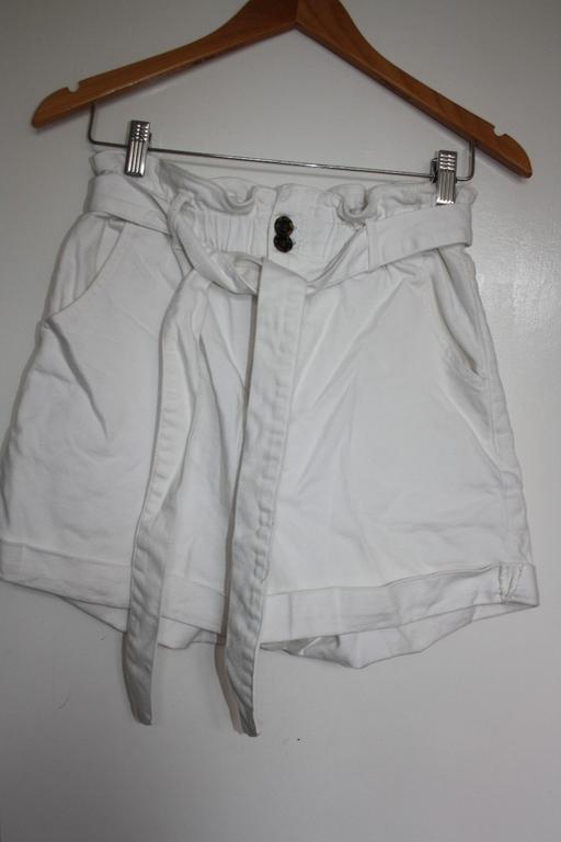 Buy & Sell North West London Chalk Farm - North West London - Photos for H&M white denim shorts size EUR 36