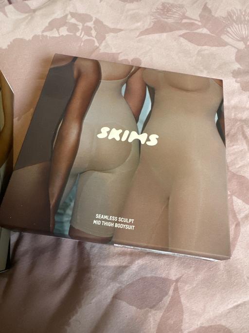 Buy & Sell Derbyshire Derby - Photos for Skims sculpting body suit