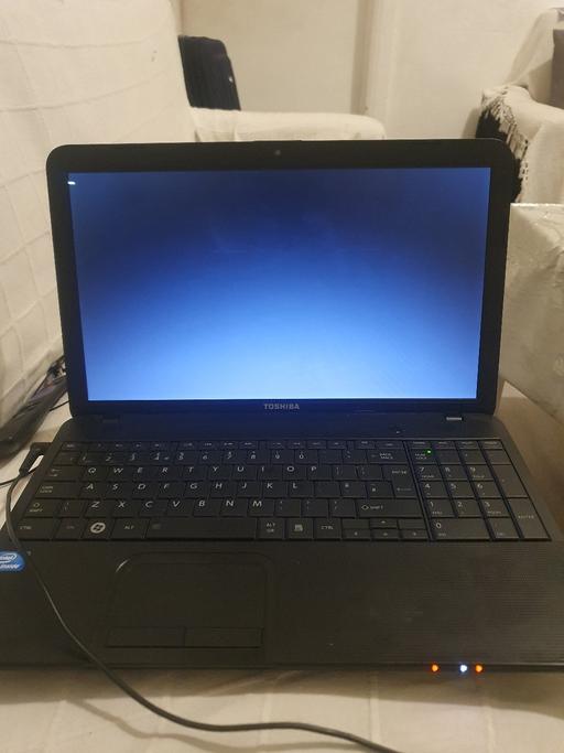 Buy & Sell West Midlands Birmingham - Photos for toshiba laptop, no hard drive no charger