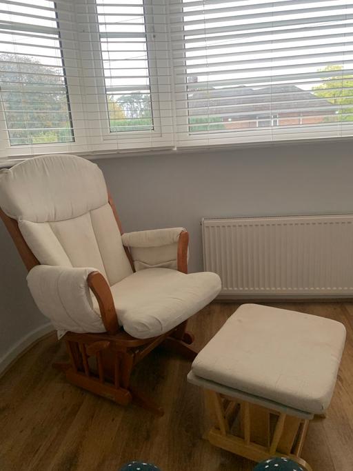 Buy & Sell Surrey Epsom and Ewell - Photos for Nursing chair and stool