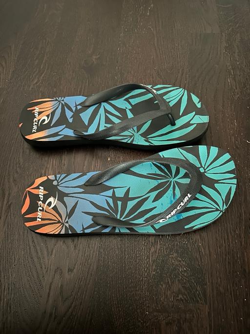 Buy & Sell South East London Plumstead - South East London - Photos for Rip Curl Flip flops Size 10-11