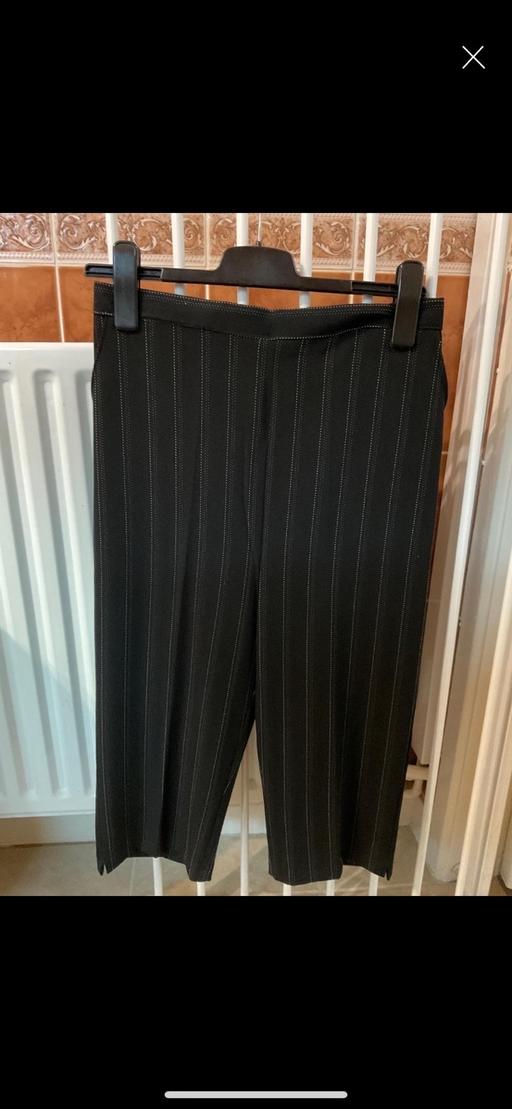 Buy & Sell West Midlands Walsall - Photos for Ladies 3/4 trousers