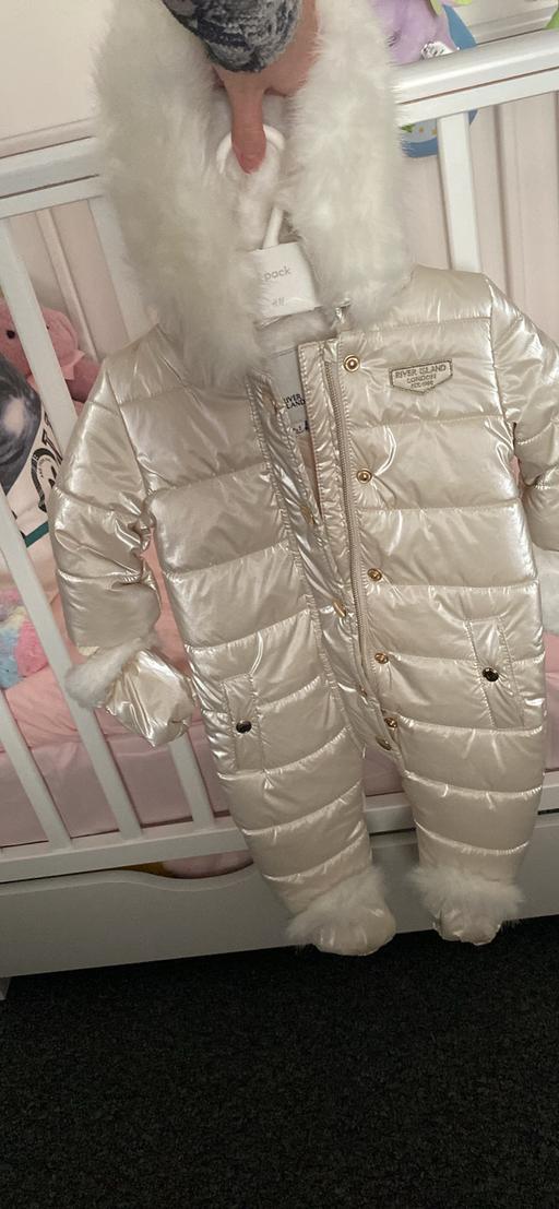 Buy & Sell Tyne and Wear Newcastle upon Tyne - Photos for 0-3 month snow suit